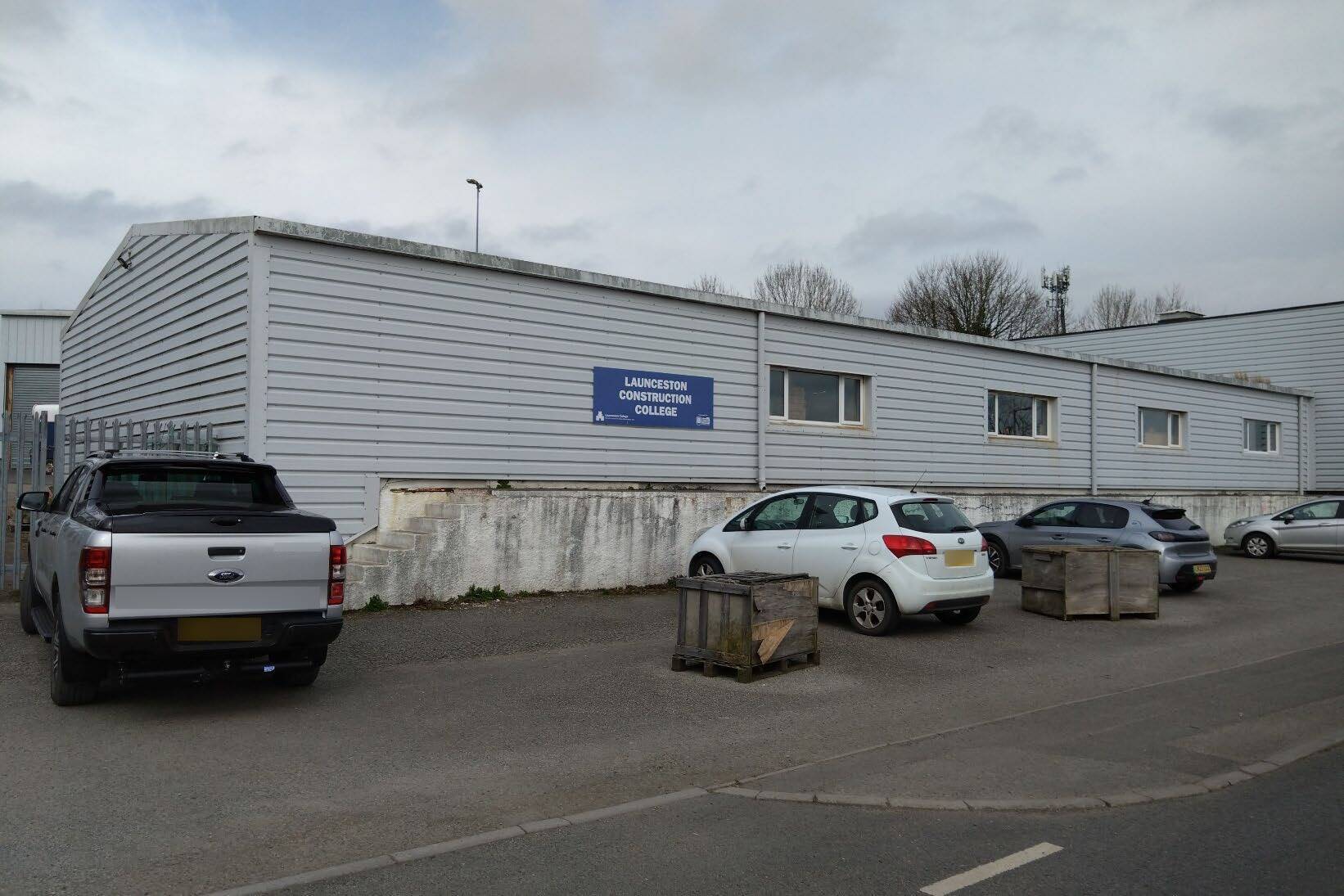 Quarry Cres, Launceston for lease Building Photo- Image 1 of 2