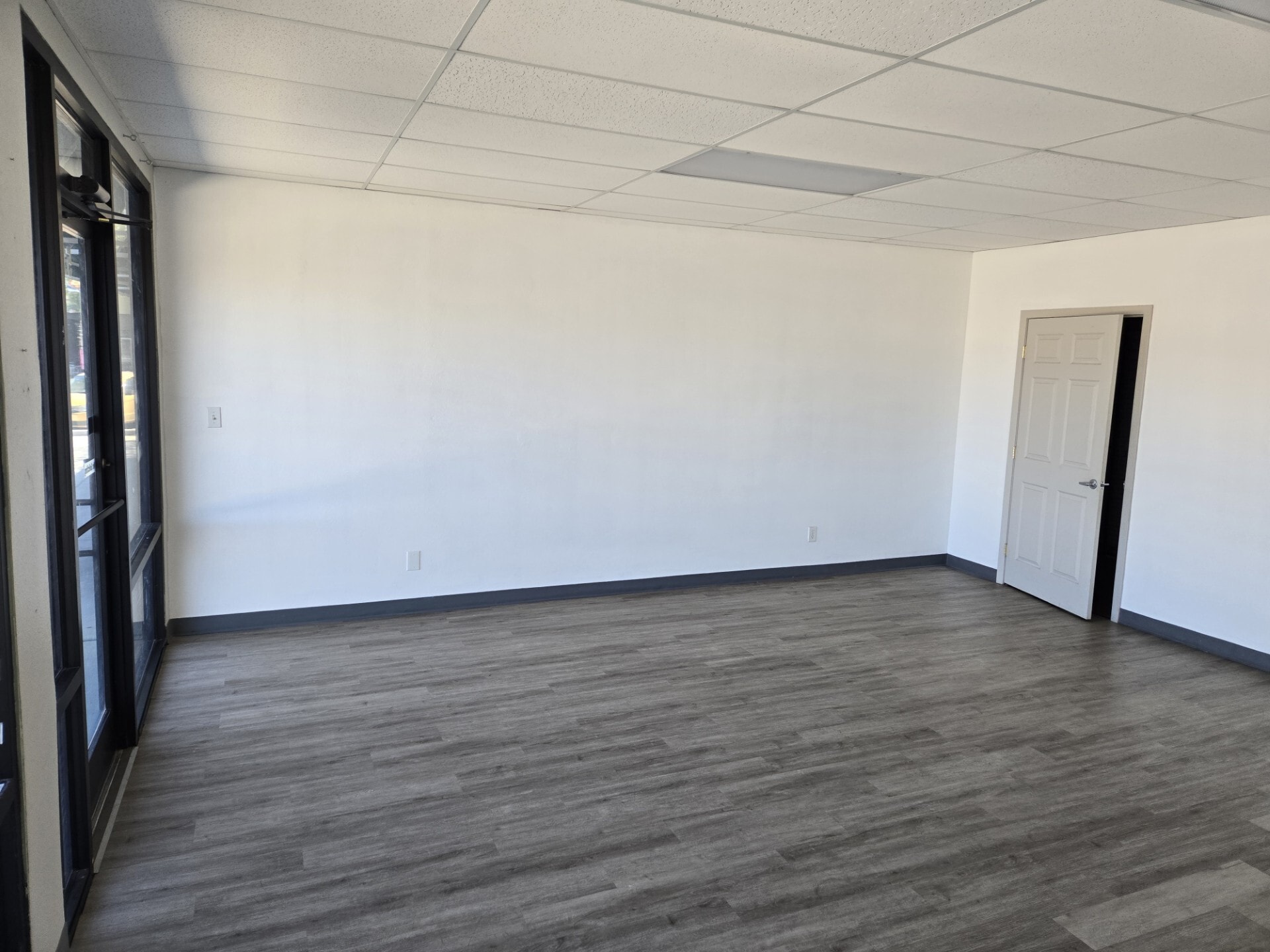 8034 Culebra Rd, San Antonio, TX for lease Building Photo- Image 1 of 7