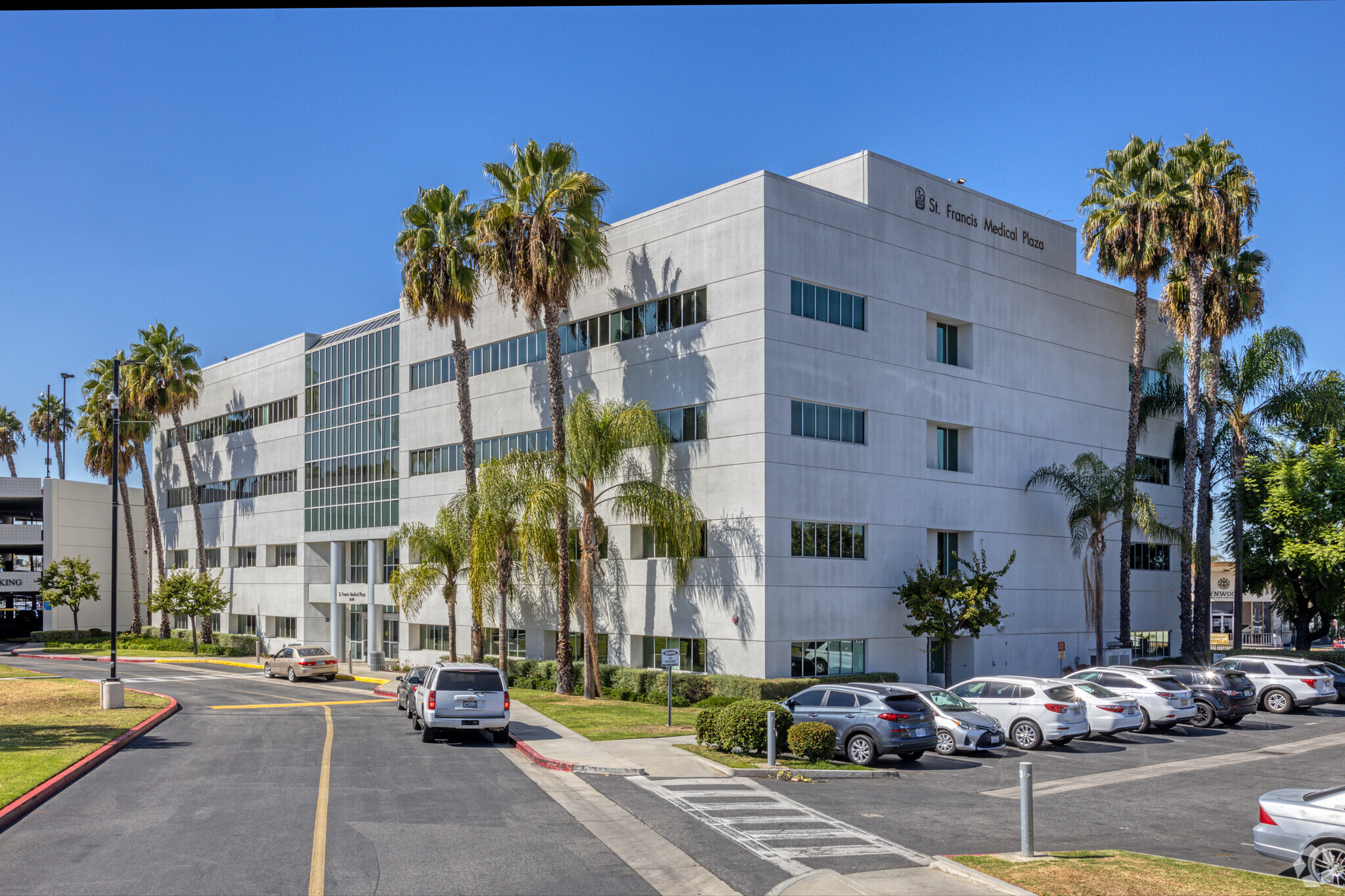 3628 E Imperial Hwy, Lynwood, CA for lease Building Photo- Image 1 of 6