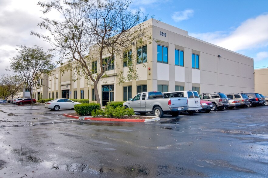 3519 Main St, Chula Vista, CA, 91911 Manufacturing Property For Sale