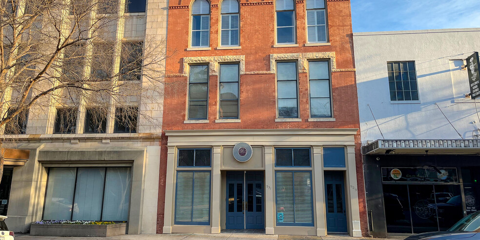 929-931 Broad St, Augusta, GA for lease - Building Photo - Image 1 of 1