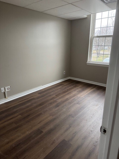 496 W Ann Arbor Trl, Plymouth, MI for lease Interior Photo- Image 1 of 5