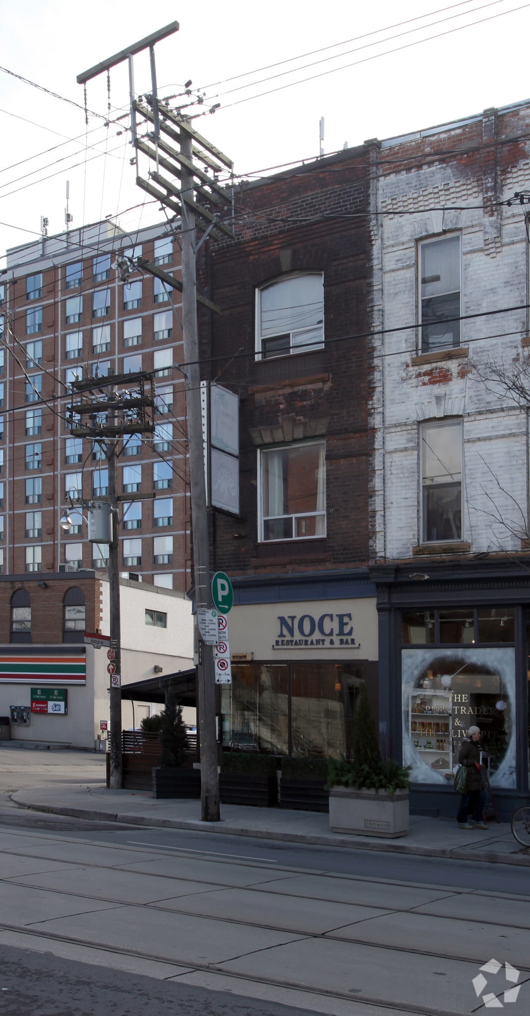 875 Queen St W, Toronto, ON for sale Primary Photo- Image 1 of 1