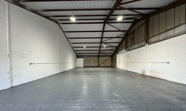 Low Heworth Ln, Gateshead for lease Interior Photo- Image 2 of 3
