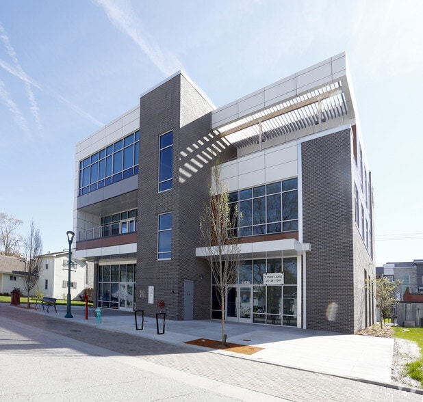 11634 Maple St, Fishers, IN for lease - Building Photo - Image 1 of 13