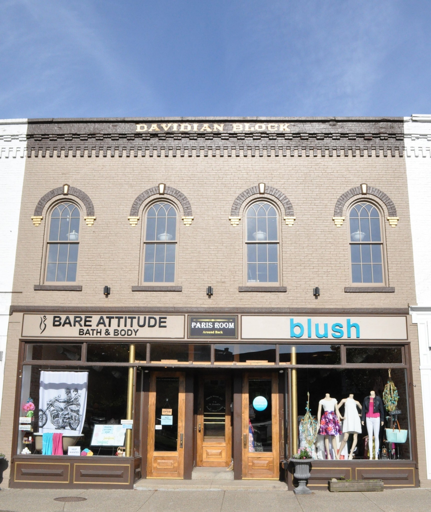 7 N Franklin St, Chagrin Falls, OH for sale Primary Photo- Image 1 of 1