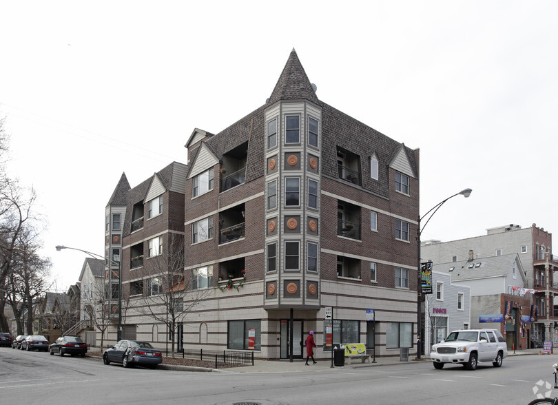 2301-3 W Belmont Ave, Chicago, IL for lease - Building Photo - Image 2 of 5