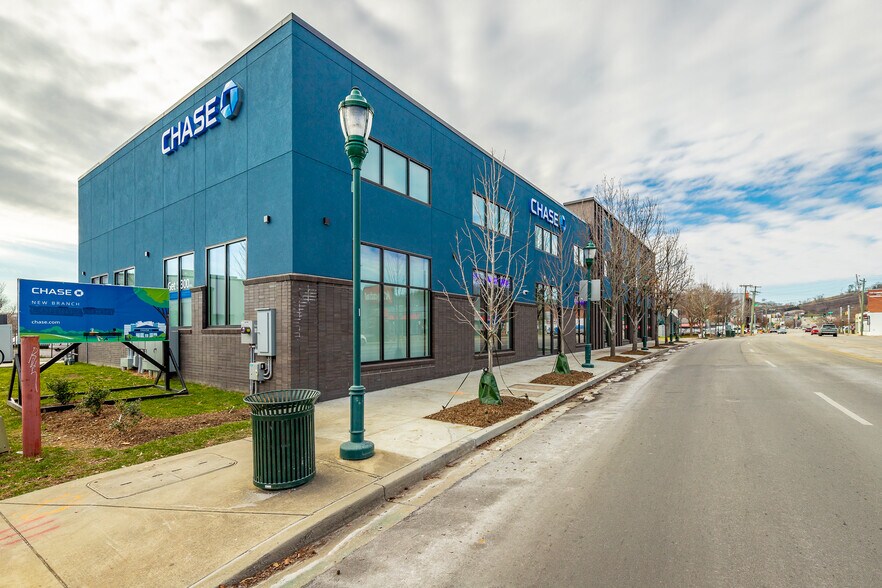 306 Cherokee Blvd, Chattanooga, TN for sale - Building Photo - Image 3 of 13