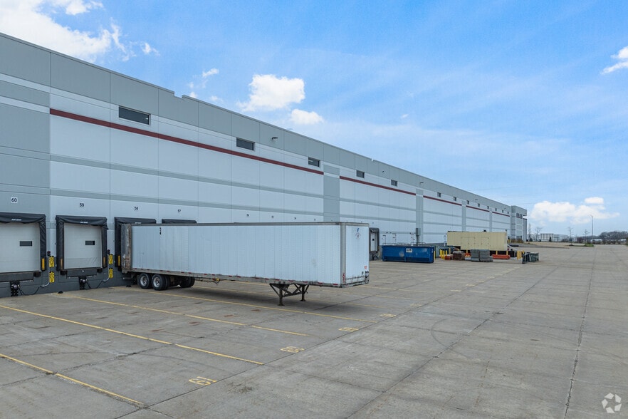 14746 S Gougar Rd, Lockport, IL for lease - Building Photo - Image 2 of 5