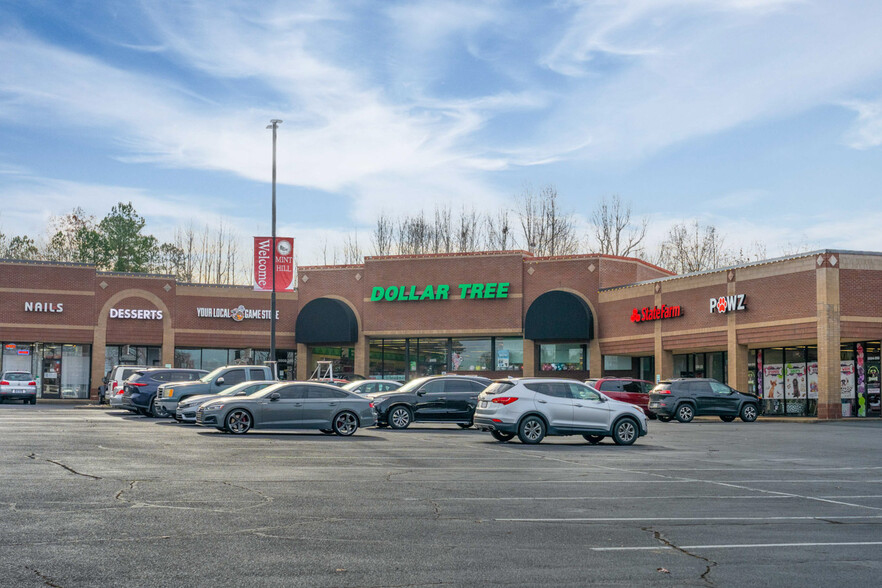 6900-6908 Matthews Mint Hill Rd, Charlotte, NC for lease - Building Photo - Image 2 of 4