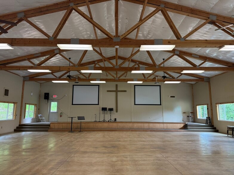 1111 Kellogg Camp Ln, Oakland, OR for sale - Building Photo - Image 3 of 3