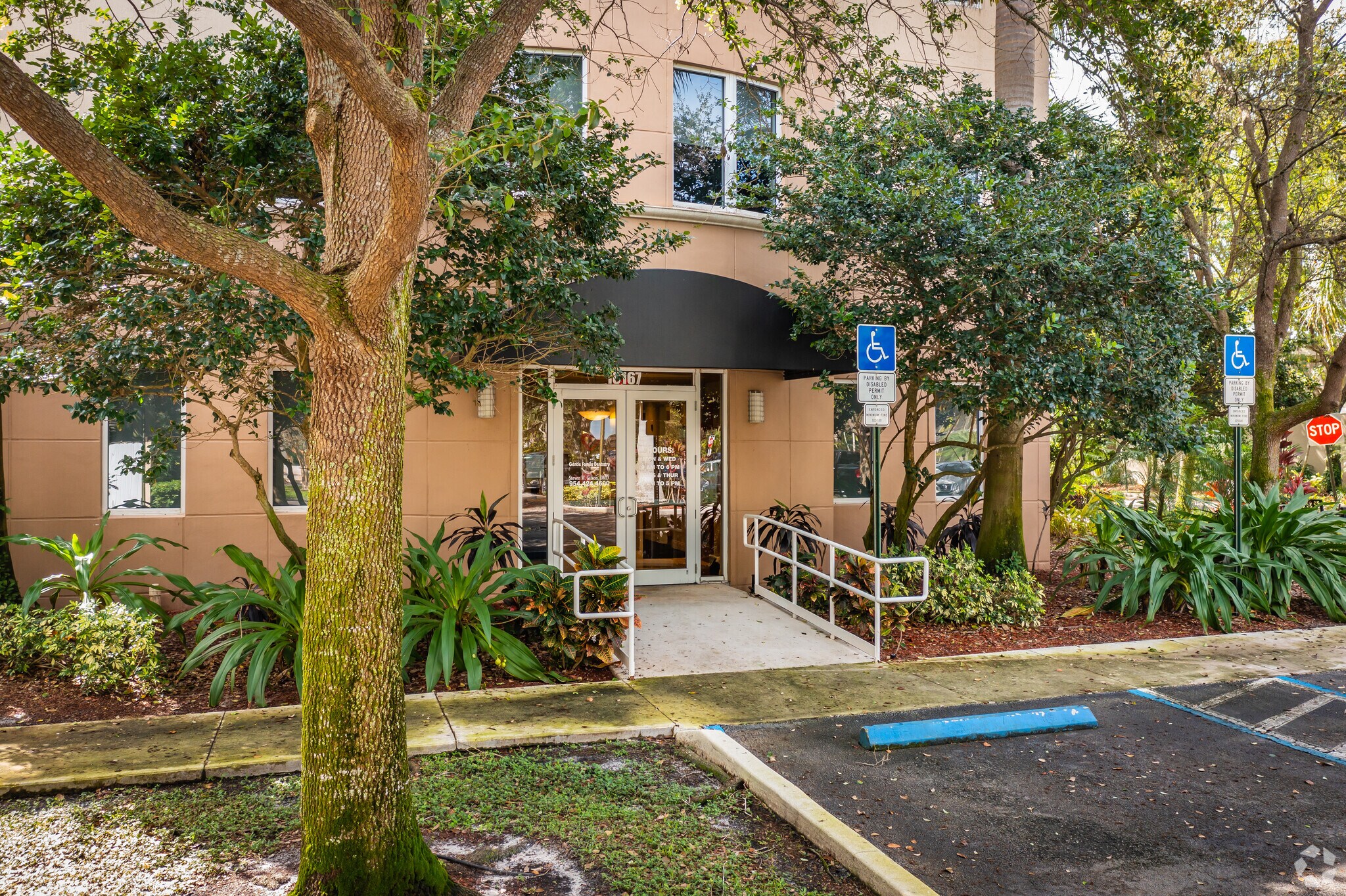 10167 W Sunrise Blvd, Plantation, FL 33322 Nob Hill Professional