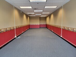 700-780 Ocean Beach Hwy, Longview, WA for lease Interior Photo- Image 2 of 3