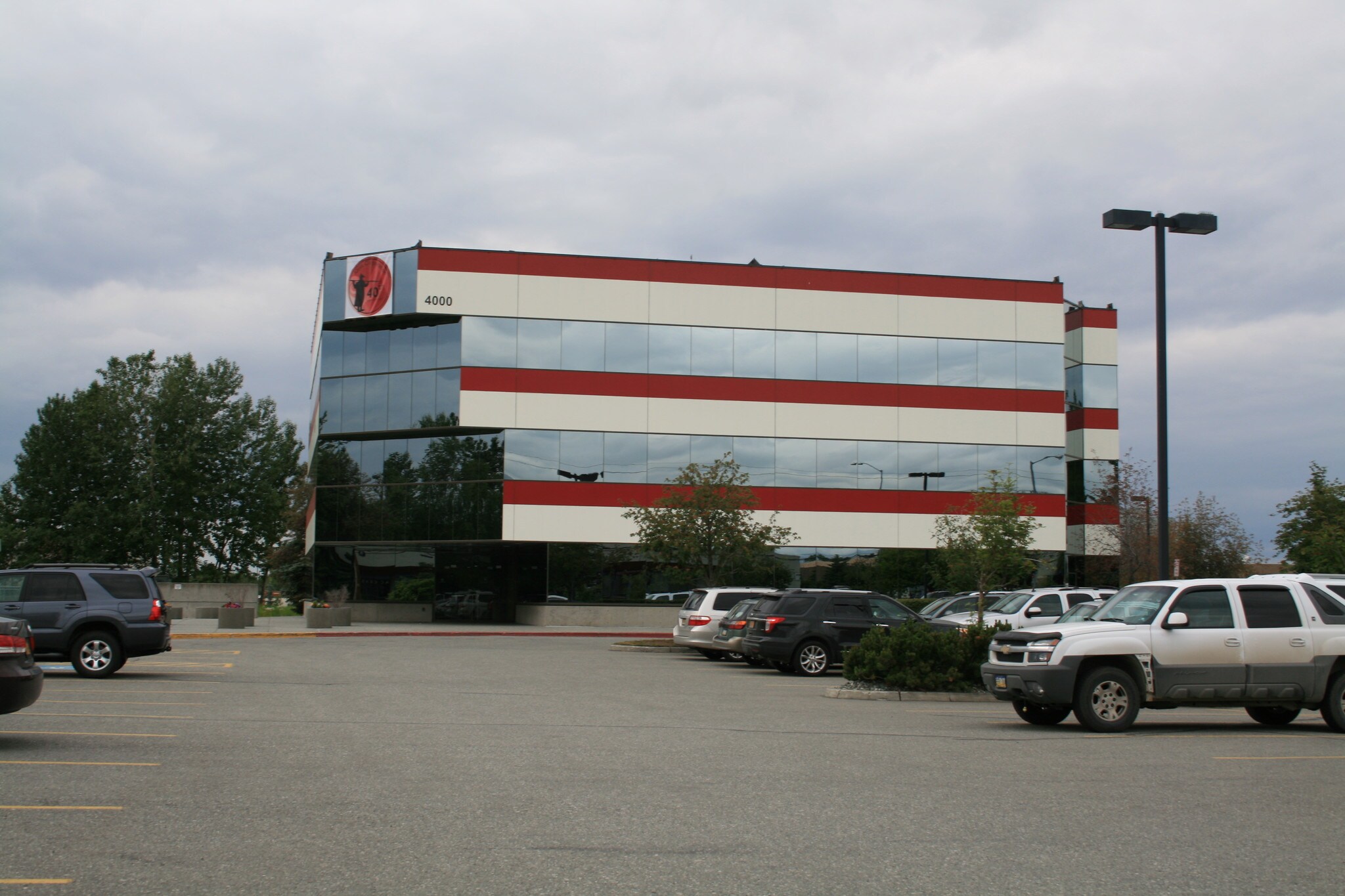 4000 Old Seward Hwy, Anchorage, AK for sale Primary Photo- Image 1 of 1