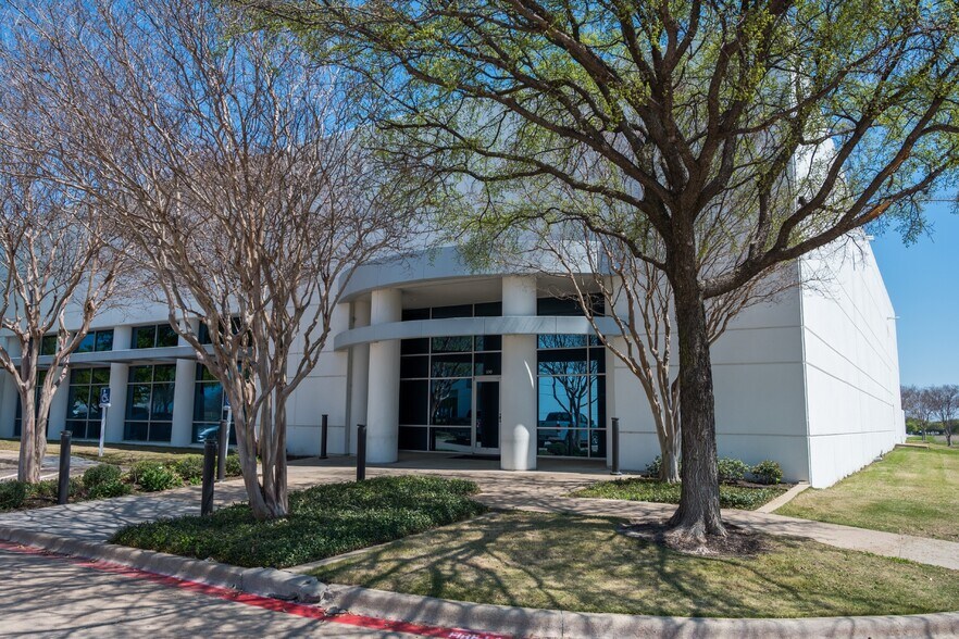 4800 Alliance Gateway Fwy, Fort Worth, TX 76177