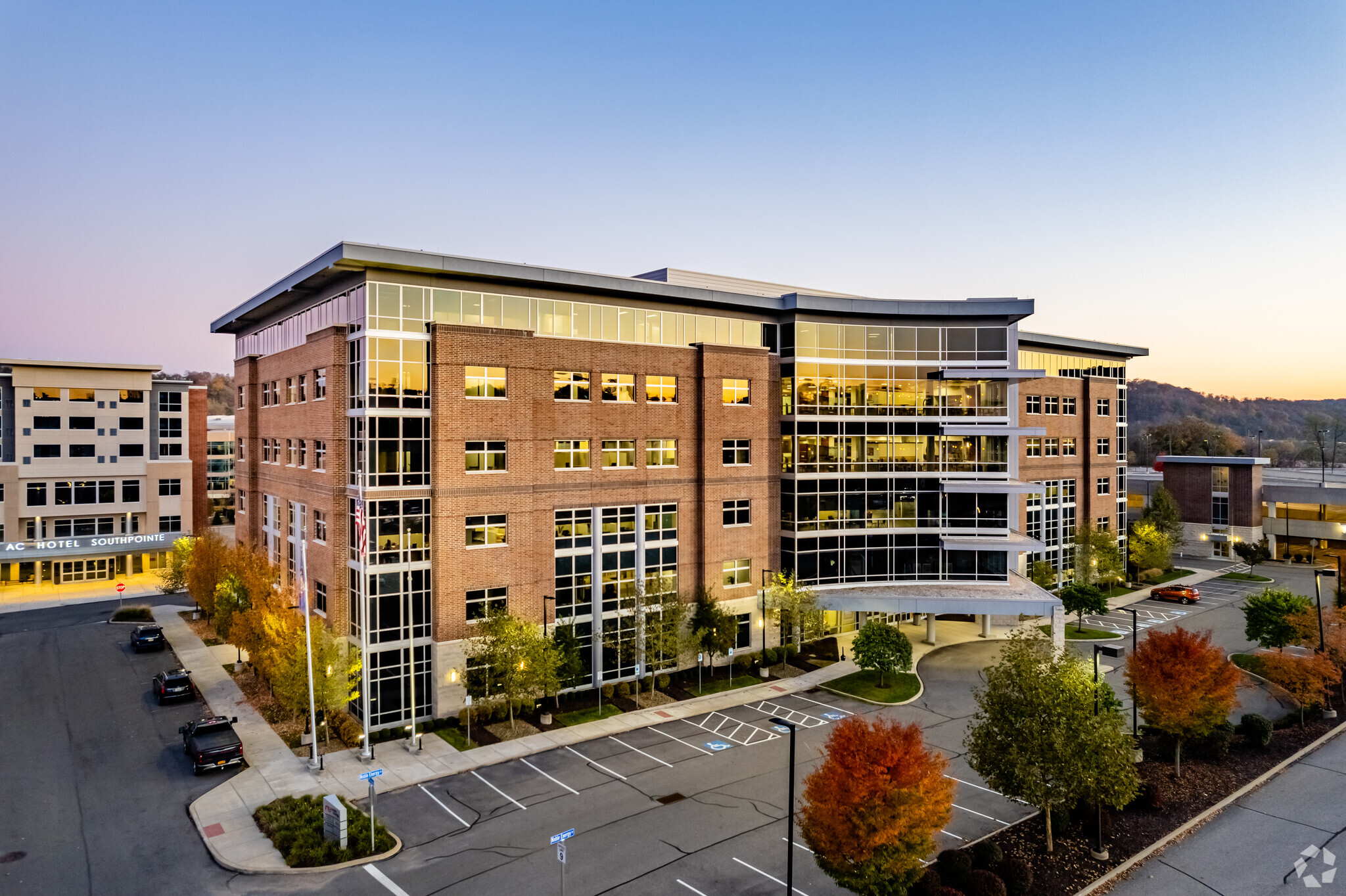 1000 Noble Energy Dr, Canonsburg, PA for lease Building Photo- Image 1 of 10