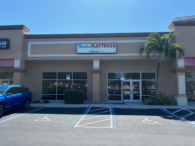 13560 Tamiami Trl N, Naples, FL for lease - Building Photo - Image 1 of 2