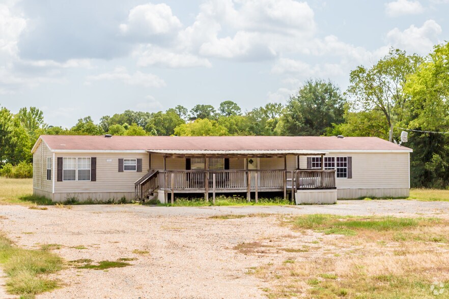 3016 New Monroe Rd, Bastrop, LA for sale - Primary Photo - Image 1 of 1