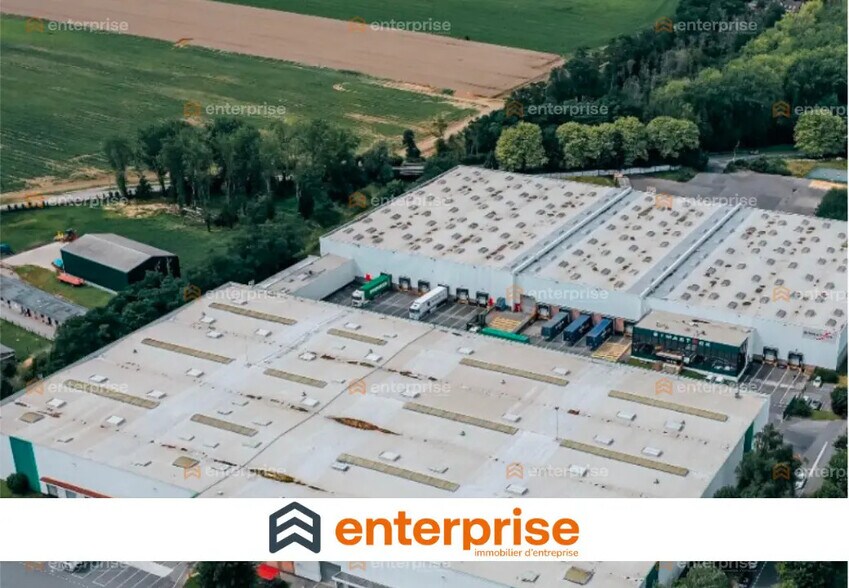 Industrial in Hénin-Beaumont for lease - Aerial - Image 2 of 6