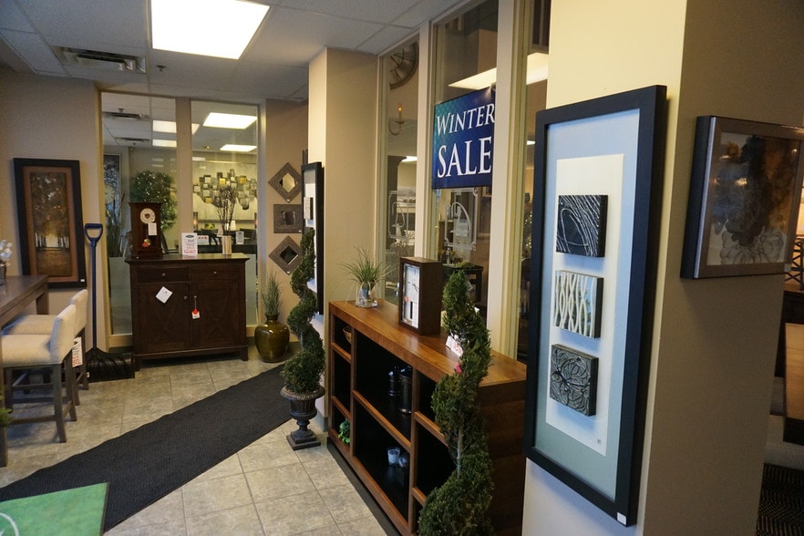 2820 Calgary Trail NW, Edmonton, AB for sale - Interior Photo - Image 1 of 1