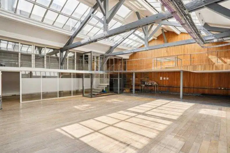 3 Passage Saint-Sébastien, Paris for lease Interior Photo- Image 1 of 14