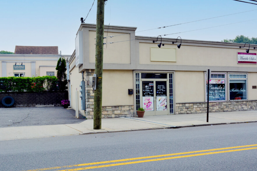 93 S Main St, Lodi, NJ 07644 - Former Nail Salon | LoopNet