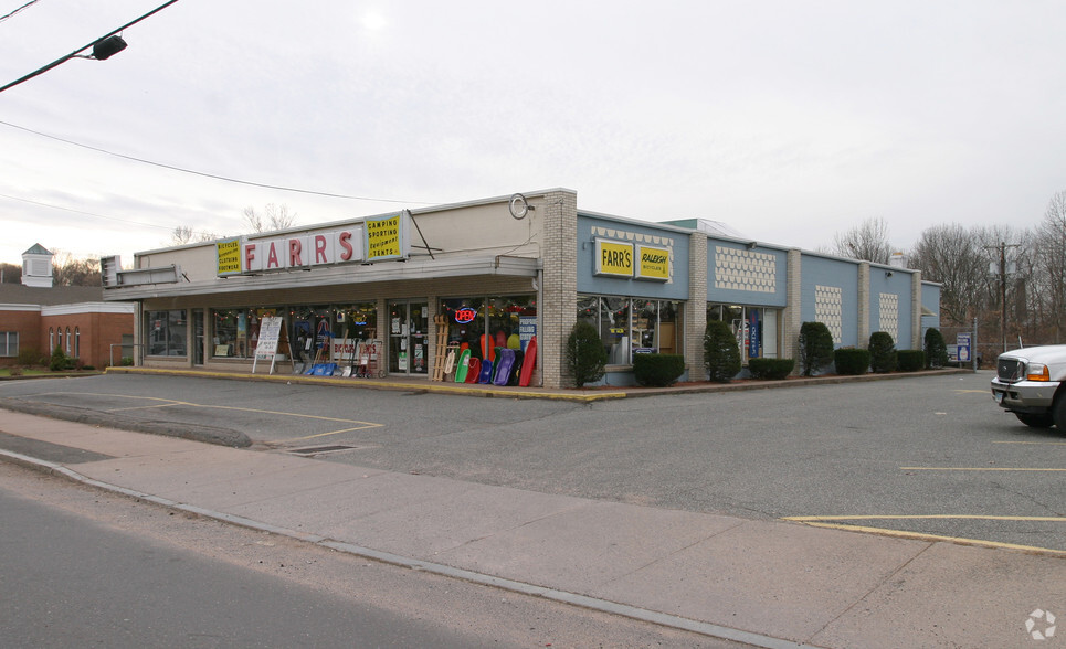 2 Main St, Manchester, CT for sale - Primary Photo - Image 1 of 2