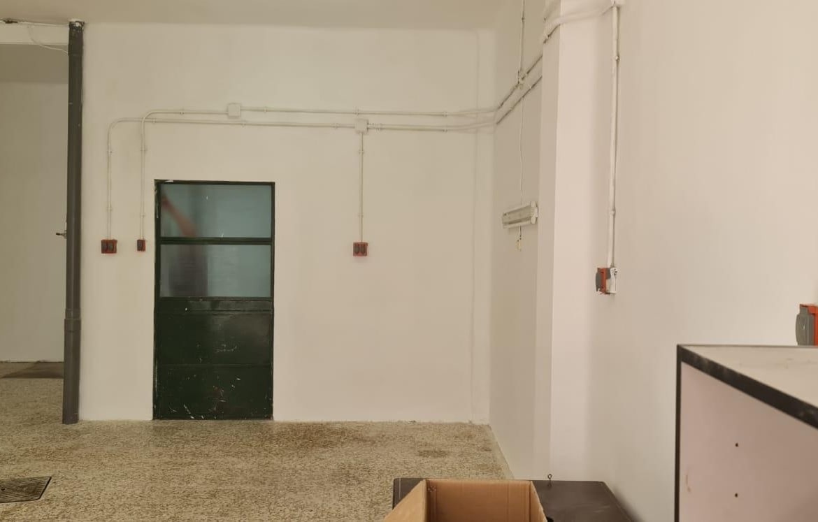 Madrid, MAD 28019 - Unit 1 - - Interior Photo - Image 1 of 7