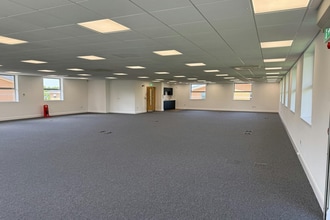 4240 Park Appr, Leeds for lease Interior Photo- Image 2 of 7