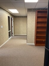102 Main St, Wadsworth, OH for lease Interior Photo- Image 1 of 6