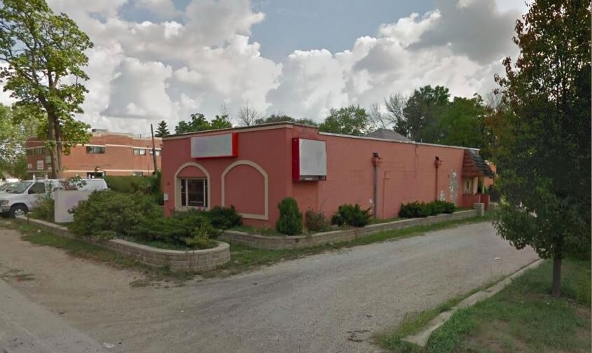 455 N Farnsworth Ave, Aurora, IL 60505