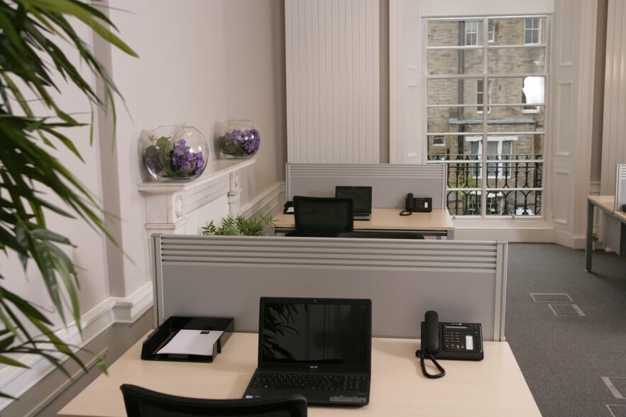 23 Melville St, Edinburgh for lease - Interior Photo - Image 2 of 5