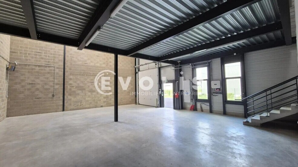 Flex in Bailly-Romainvilliers for lease - Interior Photo - Image 1 of 6