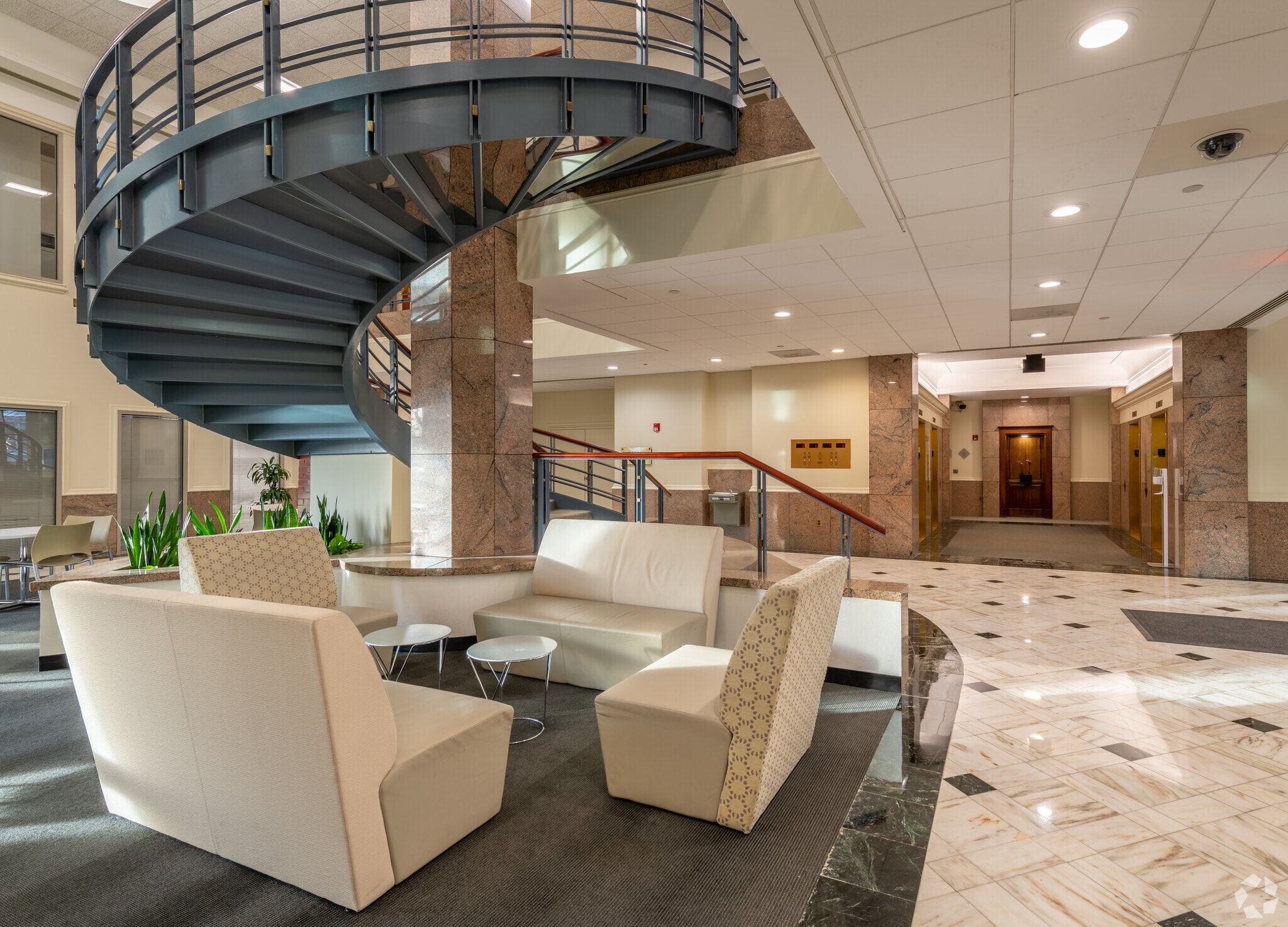 101 Station Landing, Medford, MA 02155 10 Presidents Landing