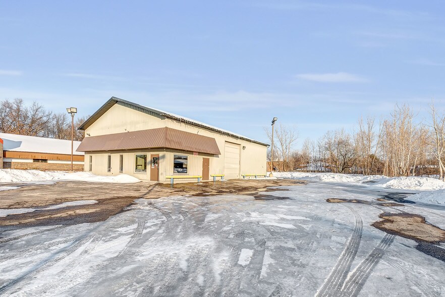 1128 N Military Ave, Green Bay, WI 54303