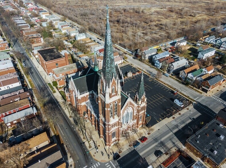 Former St. Michael Catholic School portfolio of 4 properties for sale on LoopNet.com - Building Photo - Image 3 of 10
