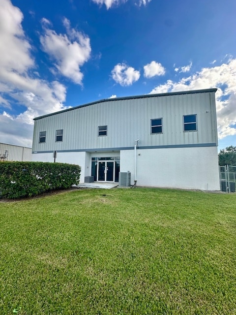 7465 Commercial Cir, Fort Pierce, FL for sale Building Photo- Image 1 of 9