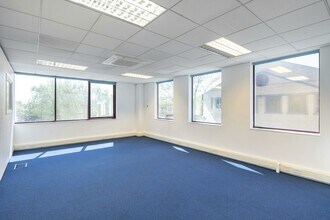 Waterside Dr, Slough for lease Interior Photo- Image 2 of 3