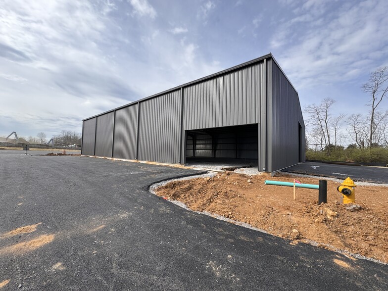 13133 Aiken Rd, Louisville, KY for lease - Building Photo - Image 3 of 5