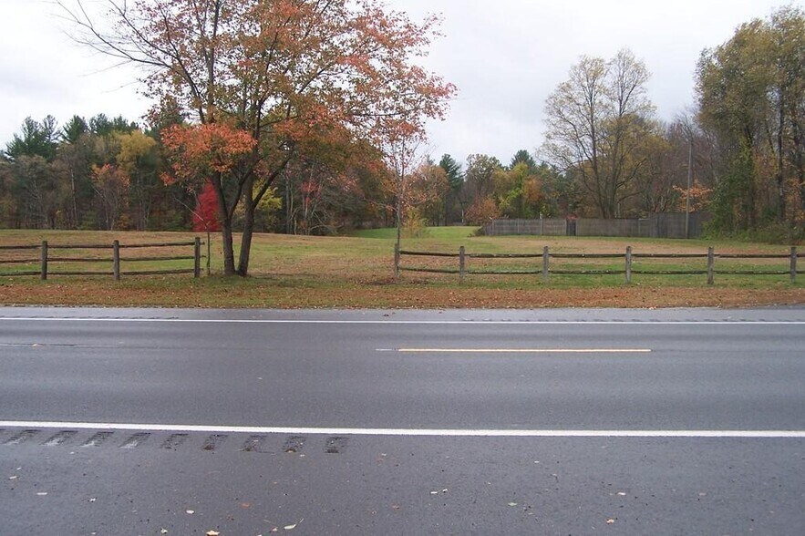 111 Northfield Rd, Bernardston, MA 01337