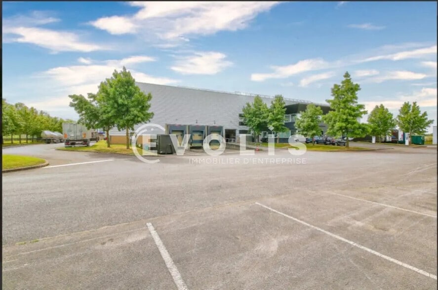 4 Rue Diderot, Saint-Michel-sur-Orge for lease - Building Photo - Image 3 of 8