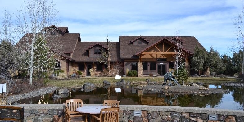 7515 Falcon Crest Dr, Redmond, OR for sale Building Photo- Image 1 of 1