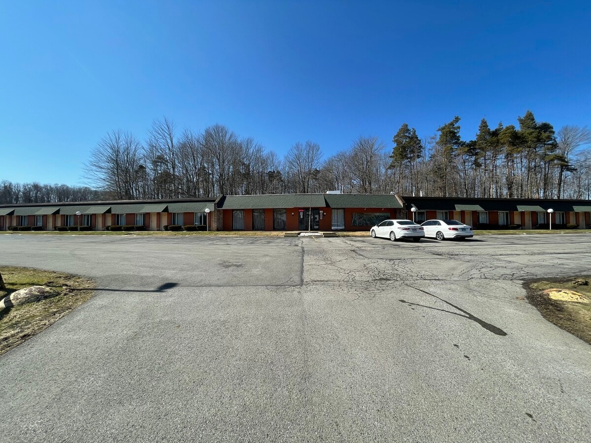 6318 Emlenton Clintonville Rd, Emlenton, PA 16373