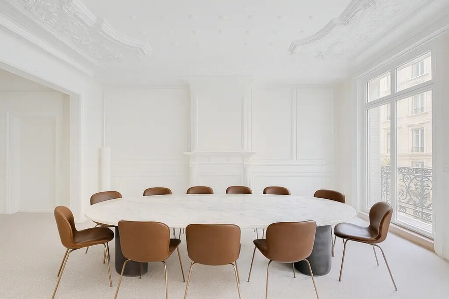 46 Rue De Londres, Paris for lease - Building Photo - Image 2 of 11