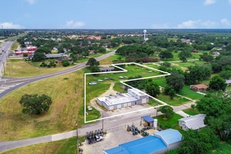 More details for 1610 E St, Floresville, TX - Flex for Sale