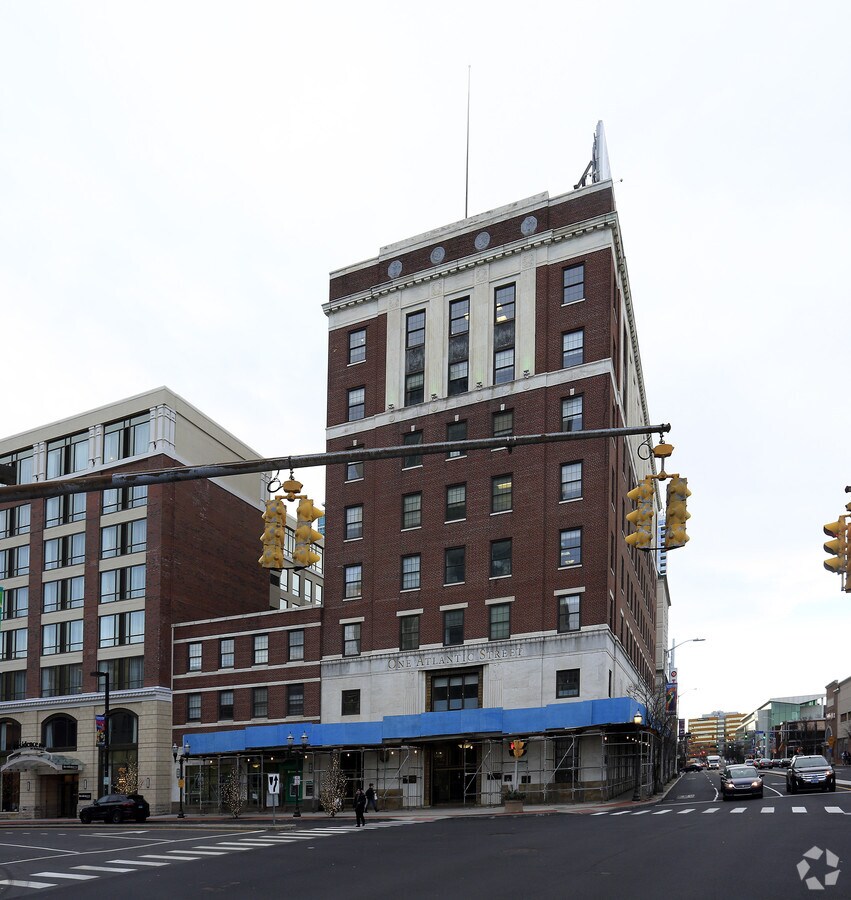 1 Atlantic St, Stamford, CT 06901 Property Record