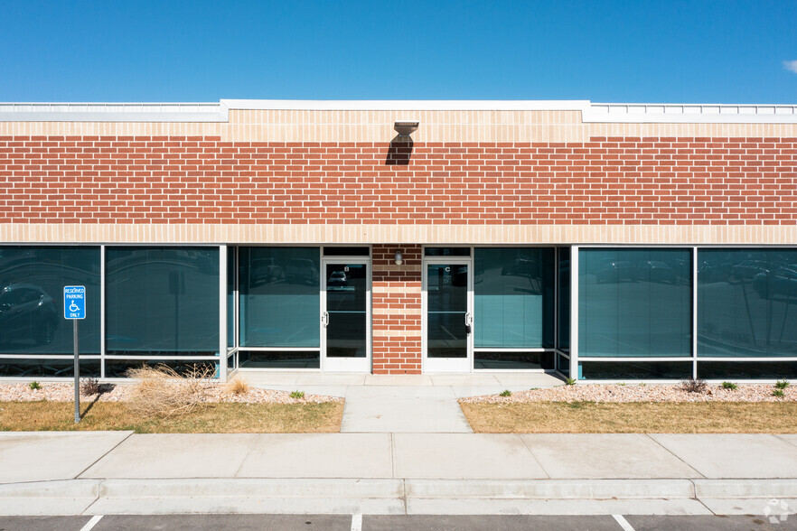 2086 W Grove Pky, Pleasant Grove, UT for lease - Building Photo - Image 3 of 4