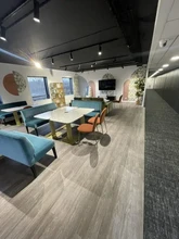 Office in Suresnes for lease Interior Photo- Image 1 of 9