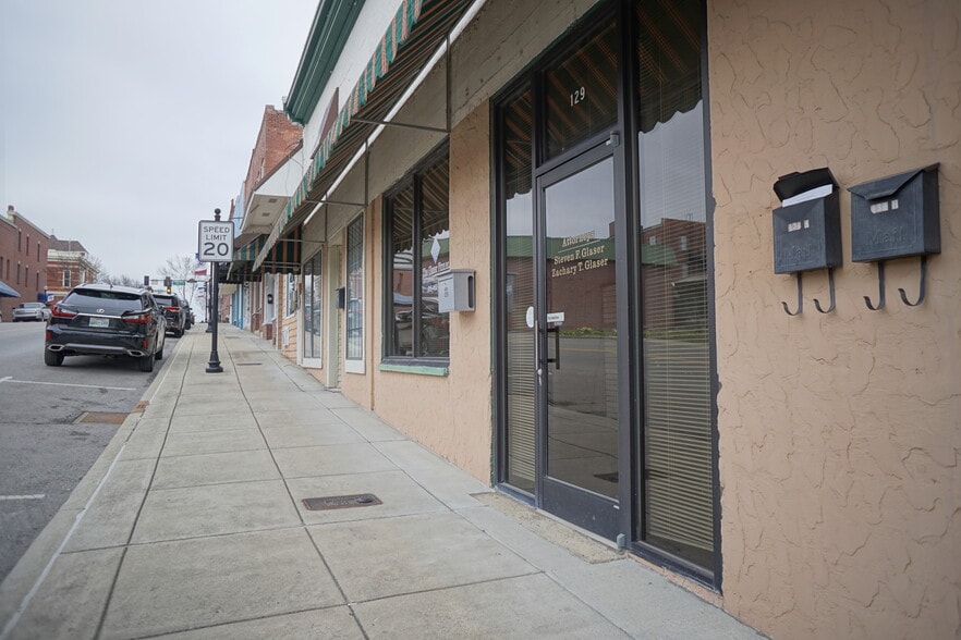 127-131 S Water Ave, Gallatin, TN for lease - Building Photo - Image 3 of 41