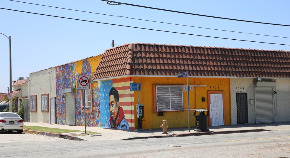 2302 W Slauson Ave, Los Angeles, CA for sale - Building Photo - Image 1 of 1